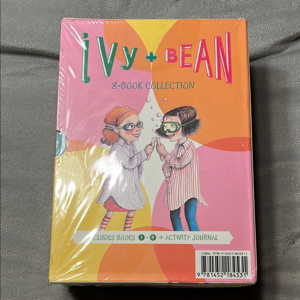 Ivy + Bean 8-Book Collection
